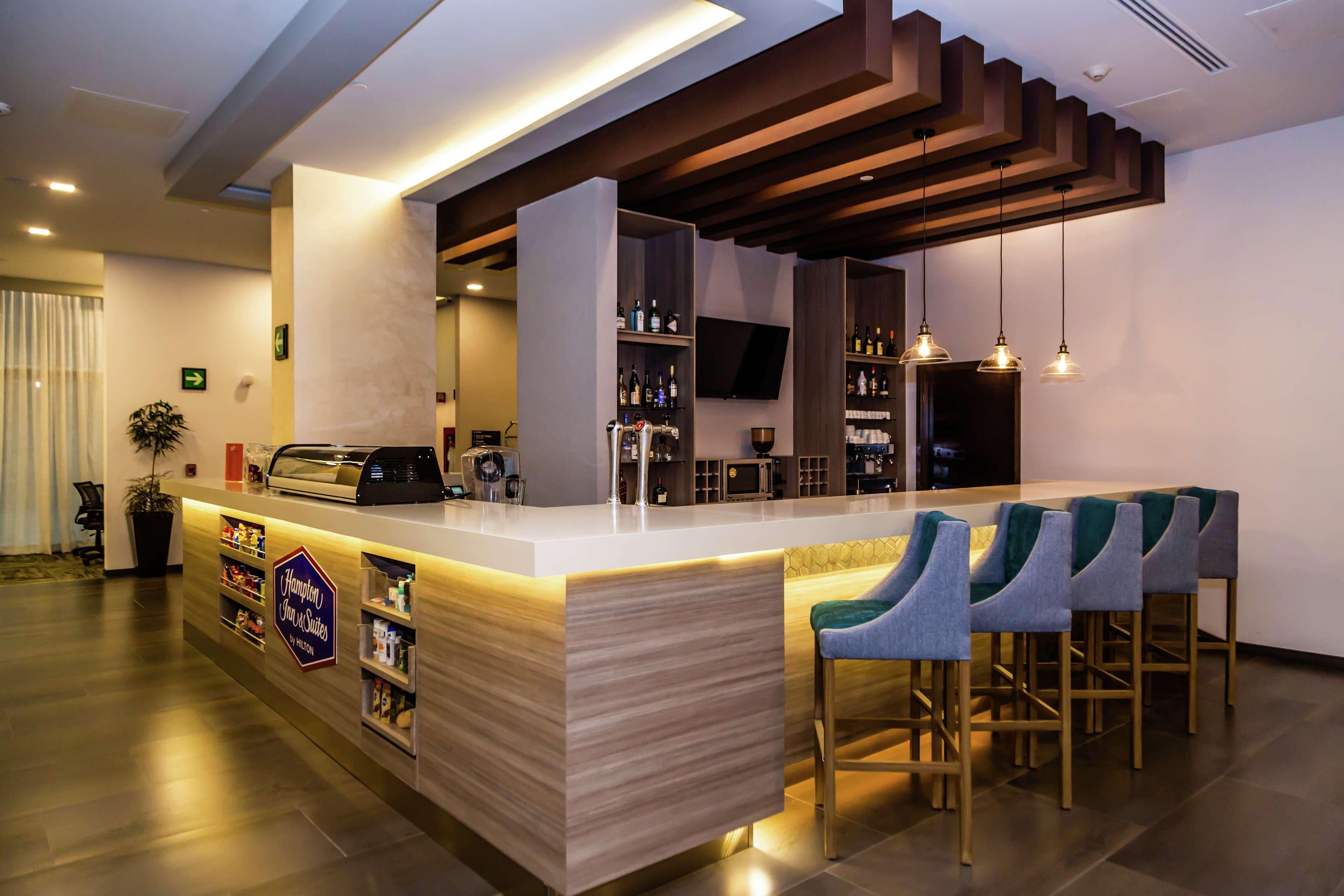 Hampton Inn & Suites By Hilton Puebla Zewnętrze zdjęcie