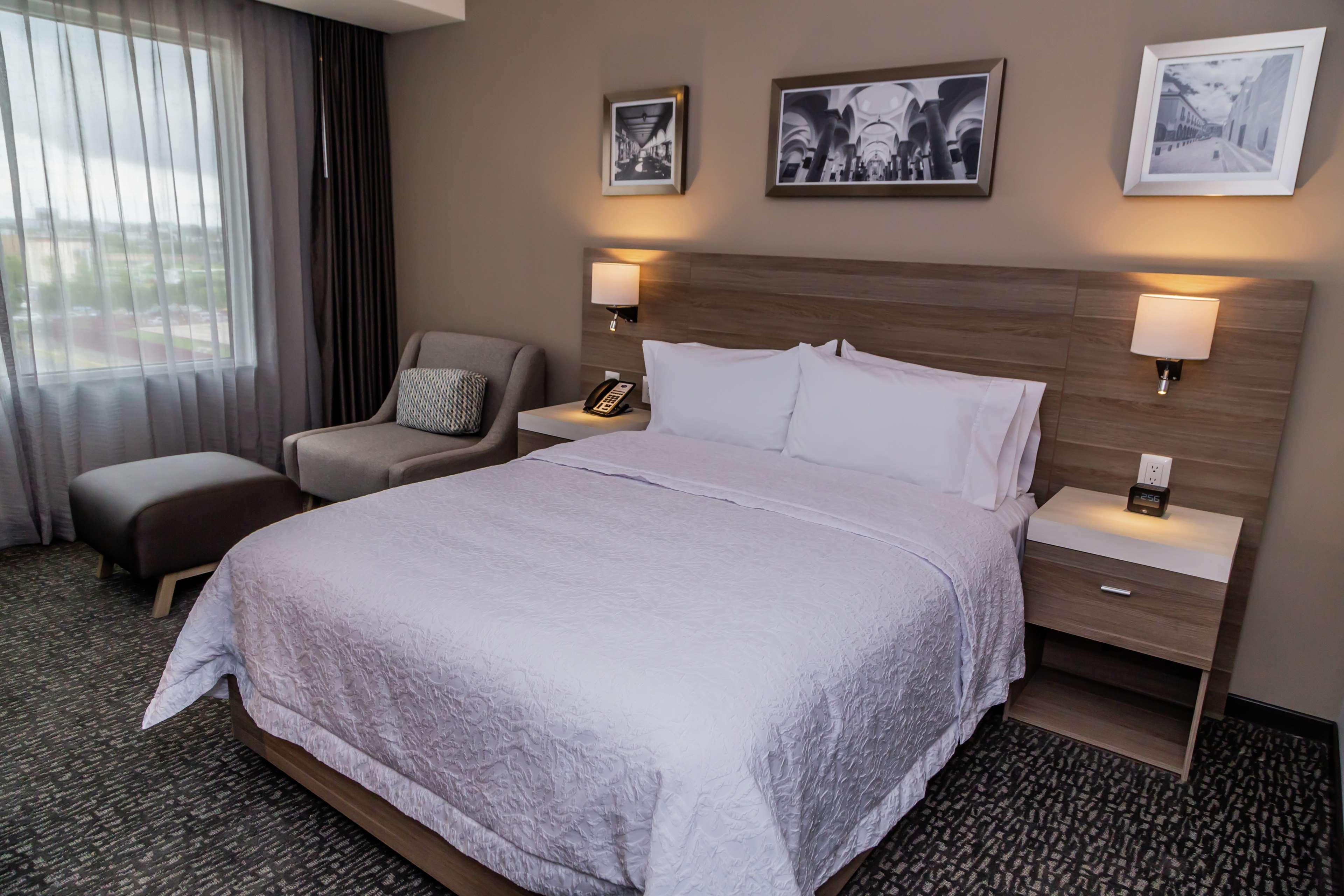 Hampton Inn & Suites By Hilton Puebla Zewnętrze zdjęcie