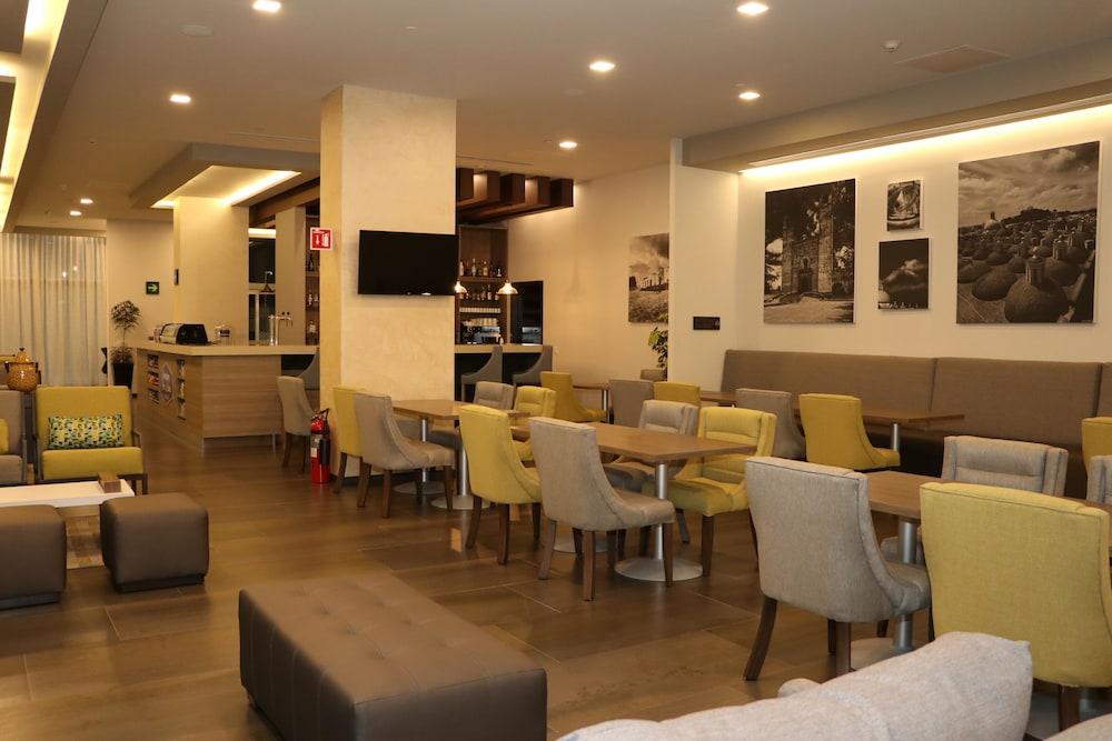 Hampton Inn & Suites By Hilton Puebla Zewnętrze zdjęcie